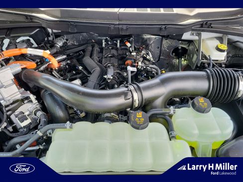 New 2025 Ford F150 Lariat w/ Equipment Group 502A High image 22