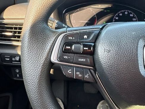 Used 2019 Honda Accord LX image 19