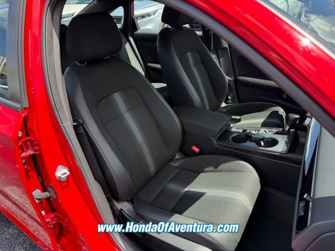 Certified 2022 Honda Civic Sport image 9