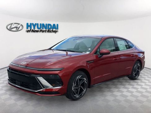 New 2026 Hyundai Sonata SEL FWD image 1