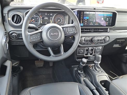 New 2025 Jeep Gladiator High Tide image 6