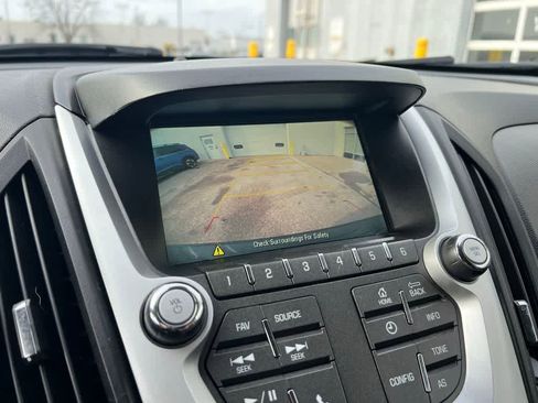 Used 2017 Chevrolet Equinox LT w/ Convenience Package image 25