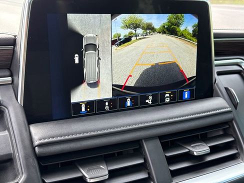 Used 2023 Chevrolet Tahoe Z71 w/ Luxury Package image 26