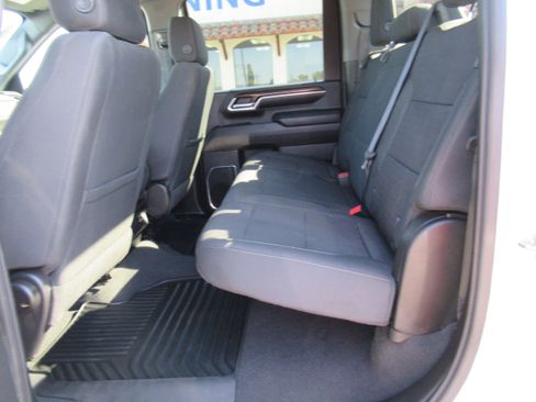 Used 2024 Chevrolet Silverado 2500 LT image 9