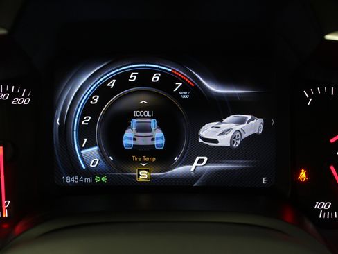 Used 2019 Chevrolet Corvette w/ 2LT w/ 2LT Preferred Equipment Group image 56