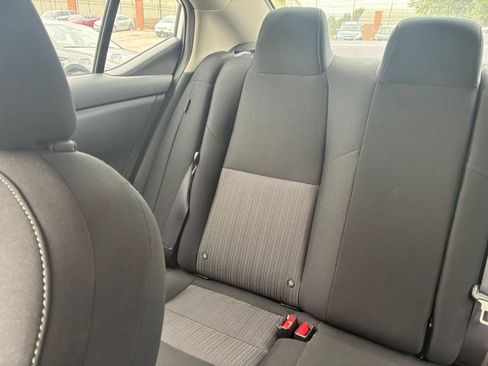 Used 2025 Nissan Sentra SV FWD image 33