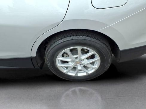 Used 2022 Chevrolet Equinox LT AWD/4WD image 21