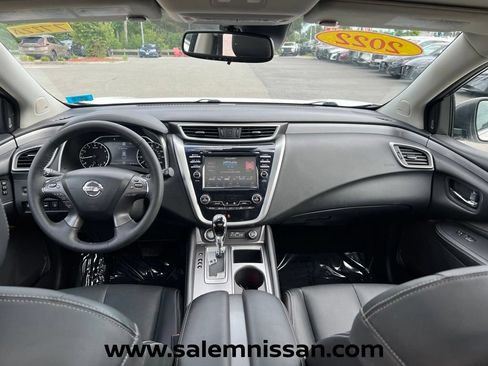 Used 2022 Nissan Murano SL w/ SL Moonroof Package AWD/4WD image 18
