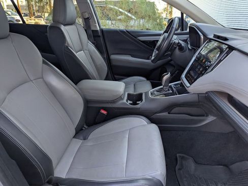 Used 2020 Subaru Outback Limited image 22