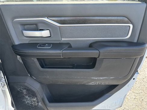 Certified 2023 RAM 3500 Big Horn w/ Level 1 Equipment Group image 16