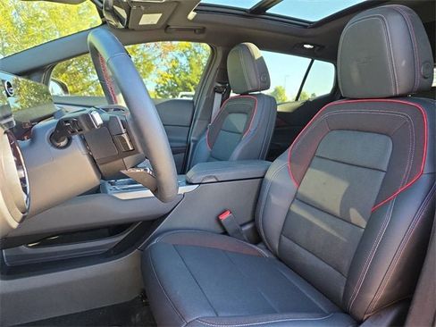 New 2025 Chevrolet Equinox EV RS image 16