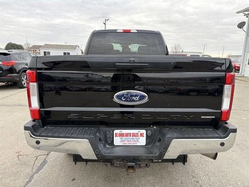 Used 2017 Ford F250 XLT w/ XLT Value Package AWD/4WD image 5