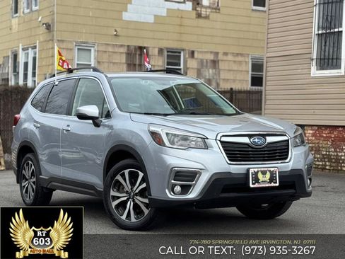 Used 2021 Subaru Forester Limited image 3