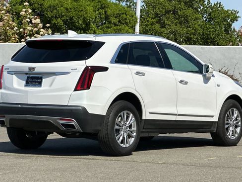 Used 2020 Cadillac XT5 Premium Luxury image 2