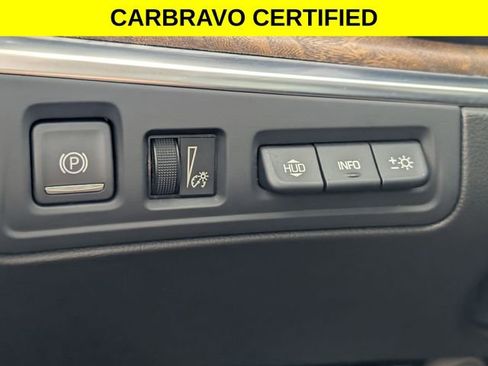 Certified 2023 Cadillac XT5 Sportv w/ Platinum Package AWD/4WD image 16