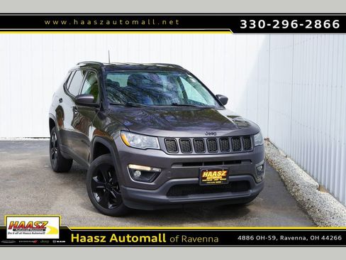 Used 2019 Jeep Compass Latitude AWD/4WD image 1
