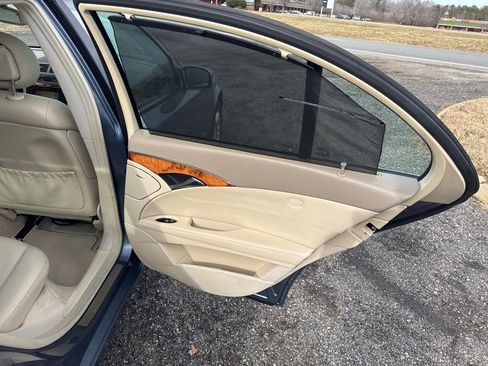 Used 2005 Mercedes-Benz E 320 E320 image 20