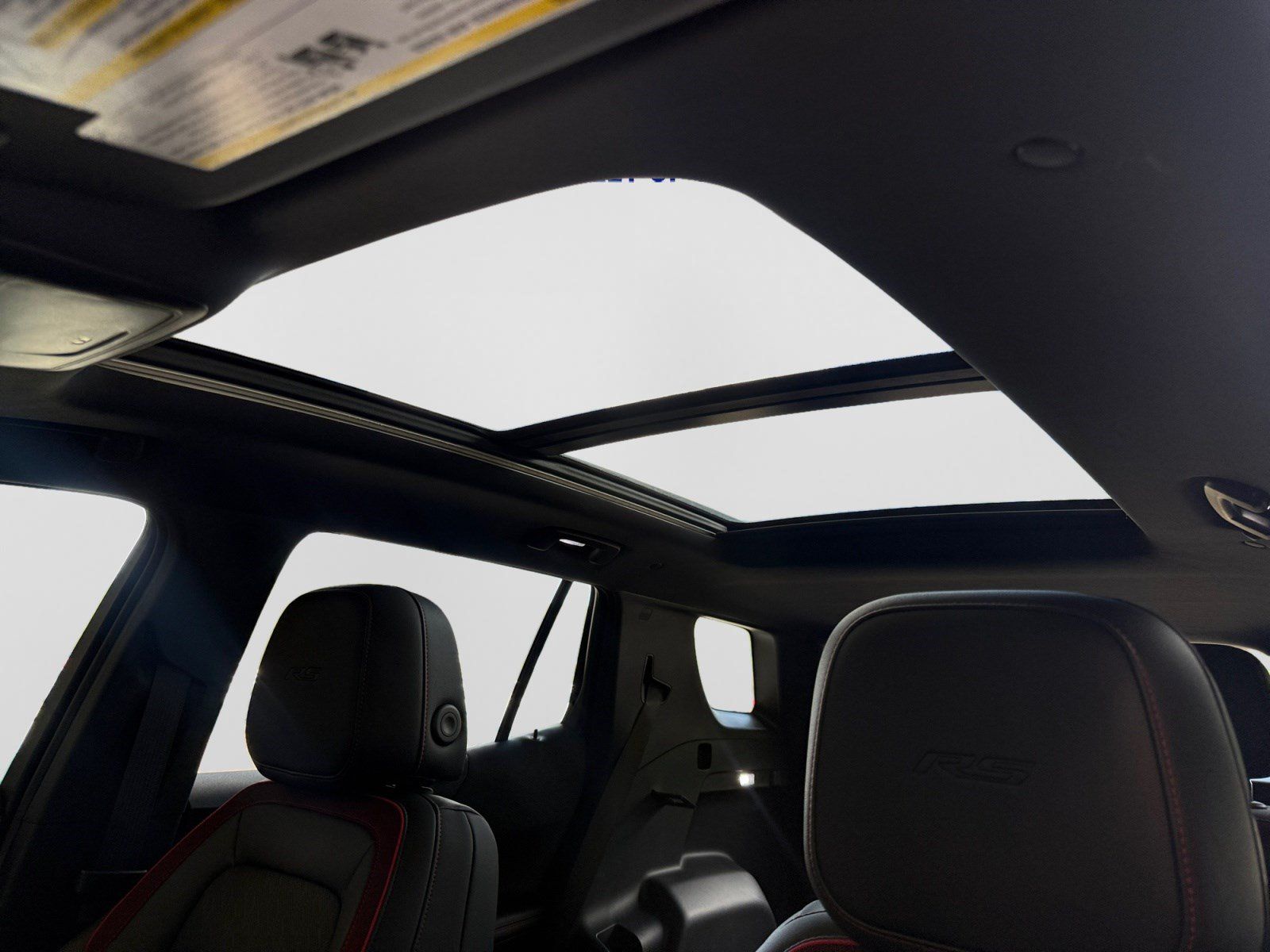New 2027 Chevrolet Equinox RS FWD image 22