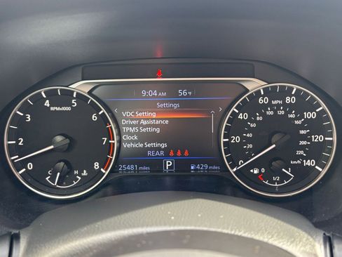 Used 2025 Nissan Altima 2.5 SV image 40