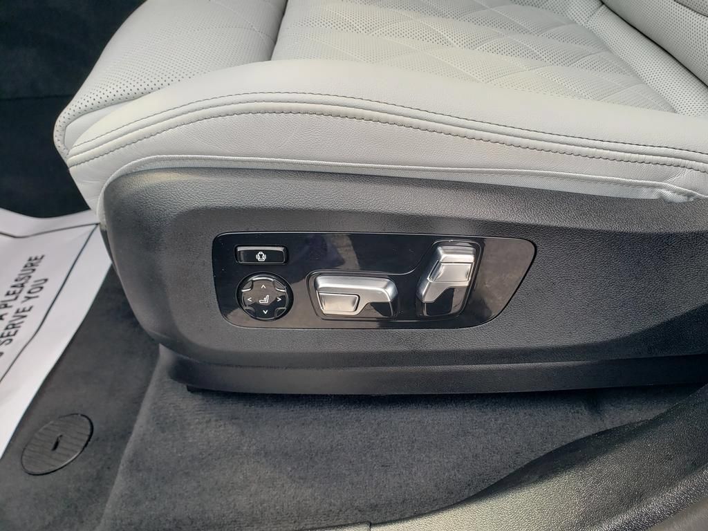 Used 2026 BMW X5 M60i AWD/4WD image 19