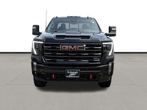 Used 2024 GMC Sierra 2500 AT4 w/ AT4 Premium Plus Package AWD/4WD image 2
