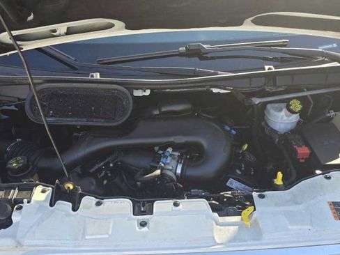 Used 2019 Ford Transit 150 XLT image 29