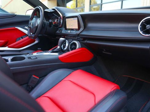 Used 2019 Chevrolet Camaro SS RWD image 46