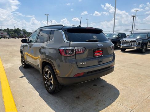 Used 2024 Jeep Compass Limited AWD/4WD image 6