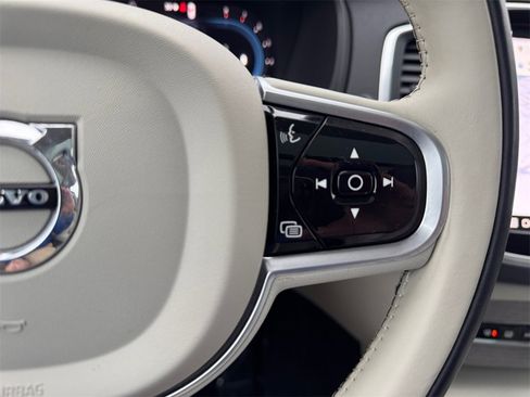 Certified 2023 Volvo XC90 B6 Core w/ Climate Package image 13
