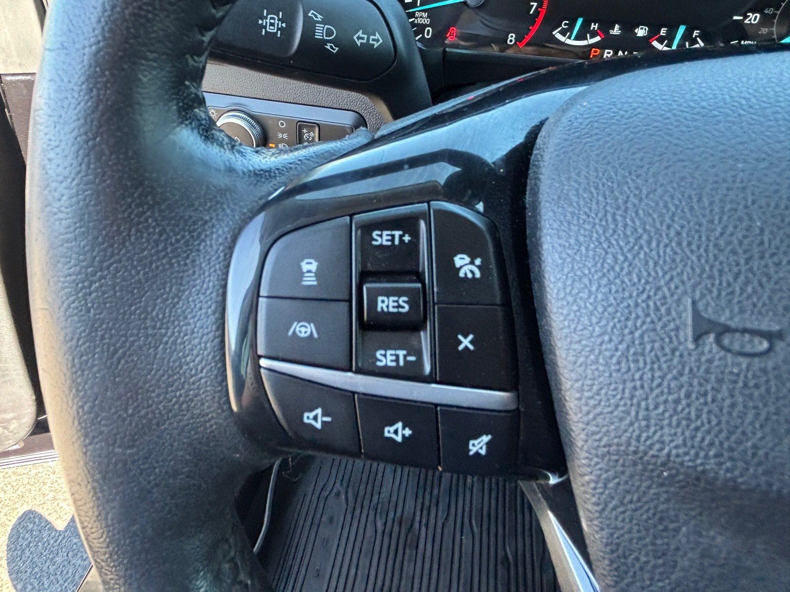 Used 2021 Ford Escape SEL AWD/4WD image 21