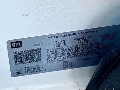 Used 2024 Chevrolet Trax RS w/ Driver Confidence Package FWD image 31