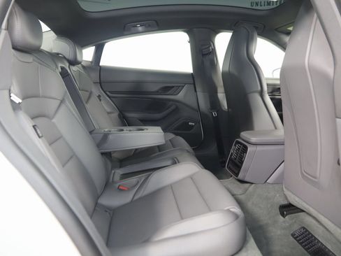 Used 2020 Porsche Taycan 4S image 15