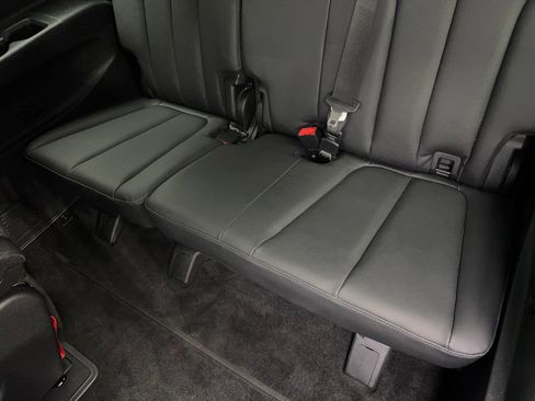 Used 2022 Hyundai Palisade Limited image 37