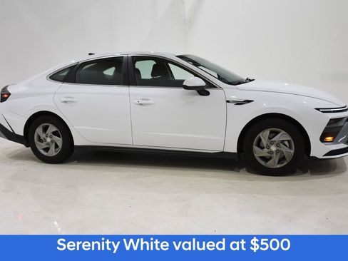 Certified 2025 Hyundai Sonata SE image 3