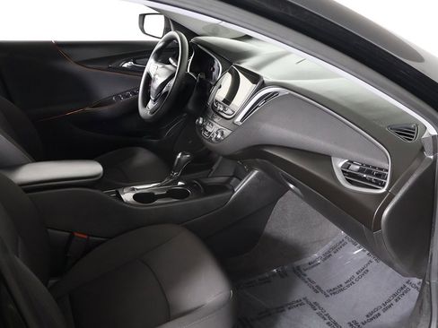 Used 2020 Chevrolet Malibu LS image 19