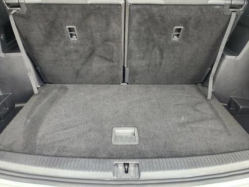 Used 2024 Volkswagen Atlas SE AWD/4WD image 29