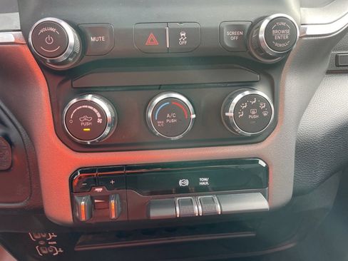 Used 2024 RAM 2500 Big Horn image 20