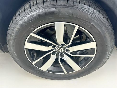 Used 2022 Volkswagen Atlas SE FWD image 39