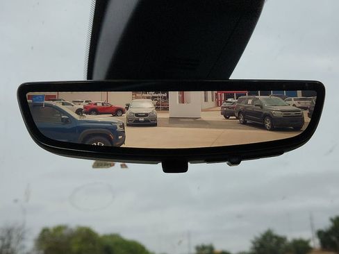 Used 2021 GMC Sierra 1500 AT4 w/ AT4 Value Package AWD/4WD image 9