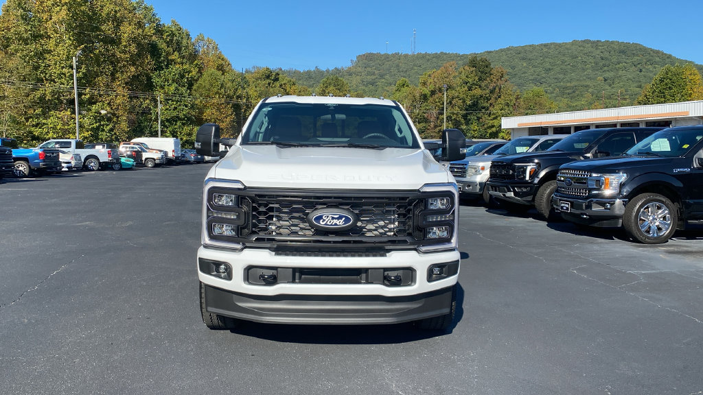 New 2027 Ford F250 XL w/ STX Appearance Package AWD/4WD image 2