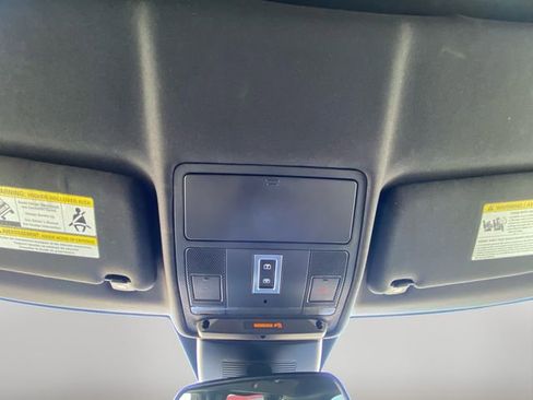 Used 2018 Land Rover Range Rover Evoque HSE Dynamic image 28