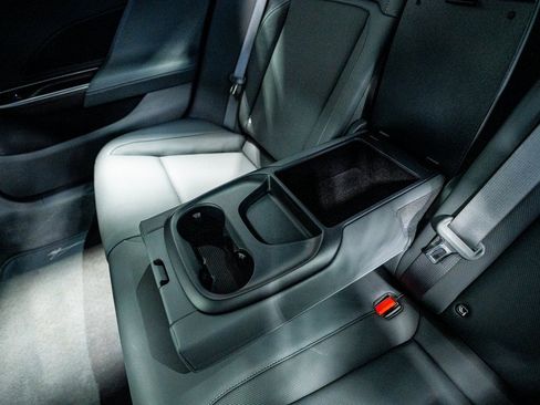 Used 2024 Lucid Air Pure image 53