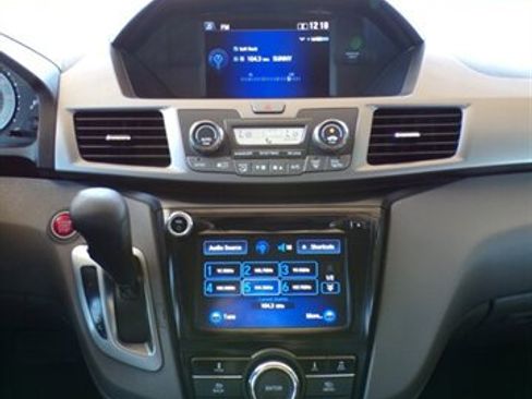 Used 2014 Honda Odyssey EX image 41