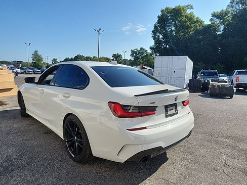Used 2021 BMW 330i xDrive Sedan w/ M Sport Package AWD/4WD image 3