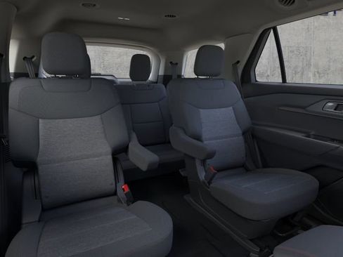 New 2026 Ford Explorer Active RWD image 11