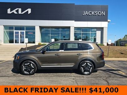 New 2025 Kia Telluride S
