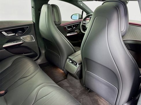 Certified 2023 Mercedes-Benz EQE 500 4MATIC Sedan image 23