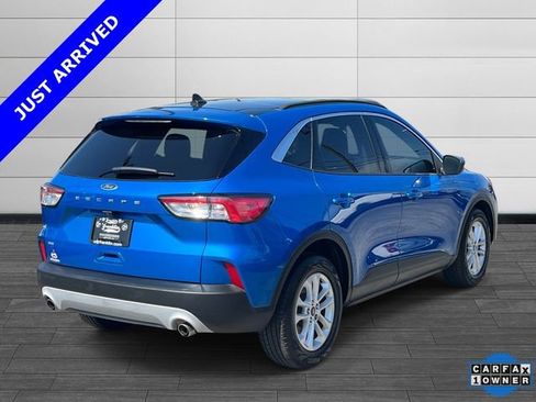 Used 2020 Ford Escape SE FWD image 3