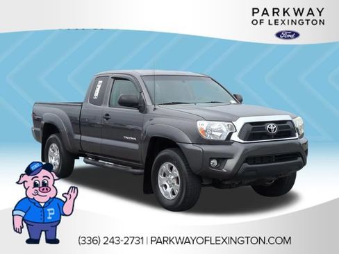 Used 2013 Toyota Tacoma PreRunner w/ SR5 Pkg RWD image 7
