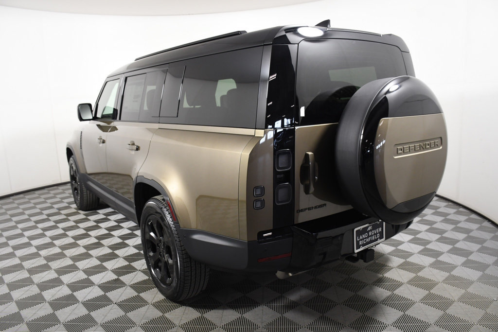 New 2026 Land Rover Defender 130 S AWD/4WD image 4